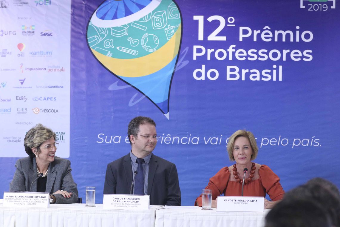 Valter Campanato/Agência Brasil O secretario de alfabetização do Ministério da Educação, Carlos Francisco de Paula Nadalim, lança a 12ª edição do Prêmio Professores do Brasil.