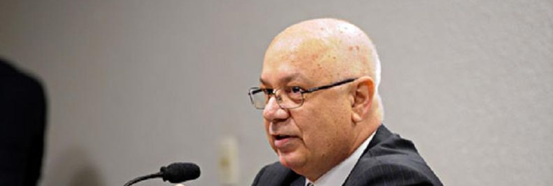 EBC Teori Zavascki toma posse em rápida cerimônia