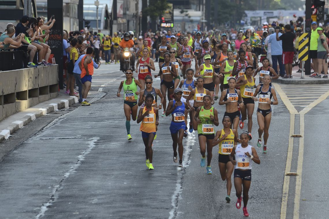 Rovena Rosa/Agência Brasil São Paulo - 92ª Corrida Internacional de São Silvestre, na Avenida Paulista, região central.(Rovena Rosa/Agência Brasil)