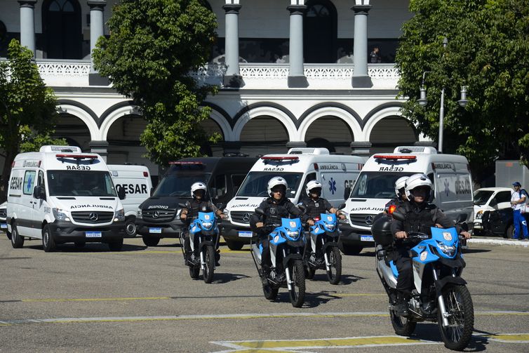 O governador Wilson Witzel participa de entrega, pelo Gabinete de Intervenção Federal, de viaturas para a Polícia Militar no Batalhão de Choque, no centro do Rio.
