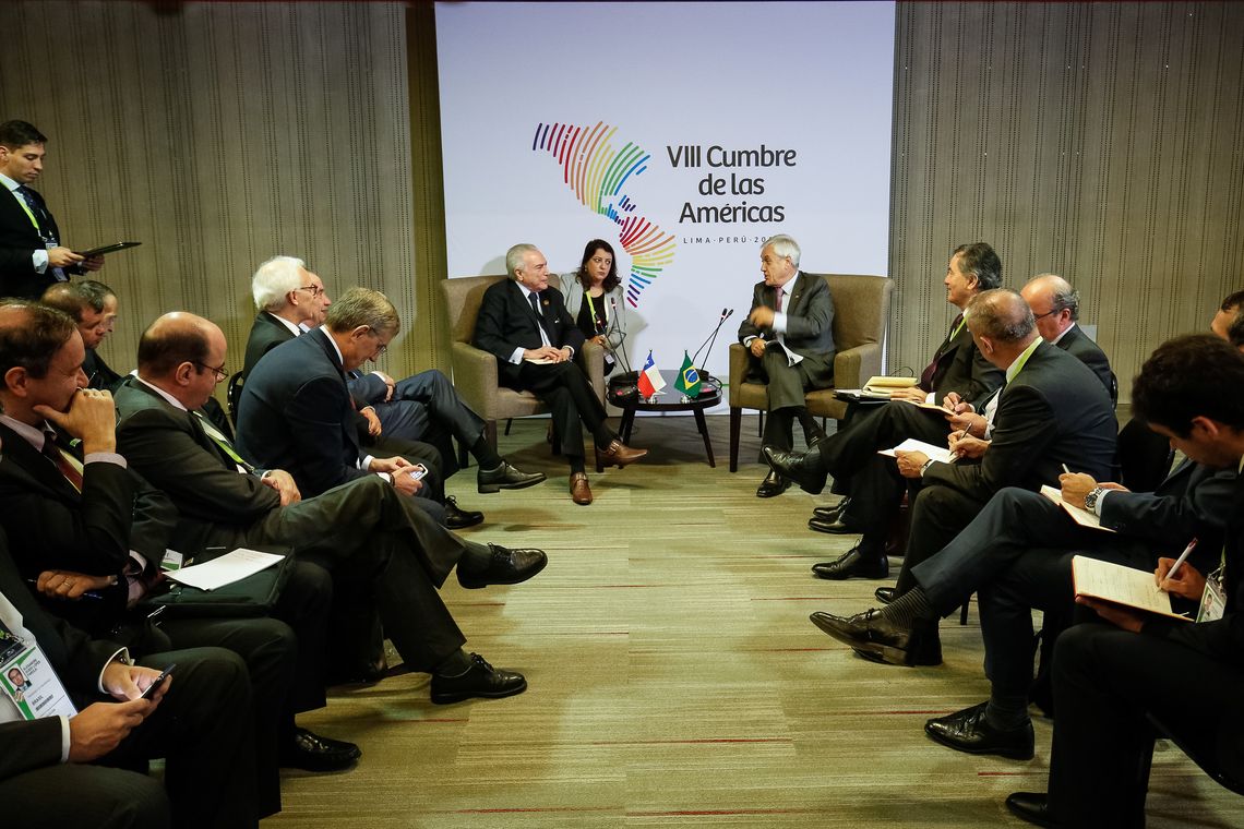 Alan Santos/PR Lima - Presidente Michel Temer durante encontro com o presidente do Chile, Sebastian Piñera, na 8ª Cúpula das Américas, no Peru (Alan Santos/PR)