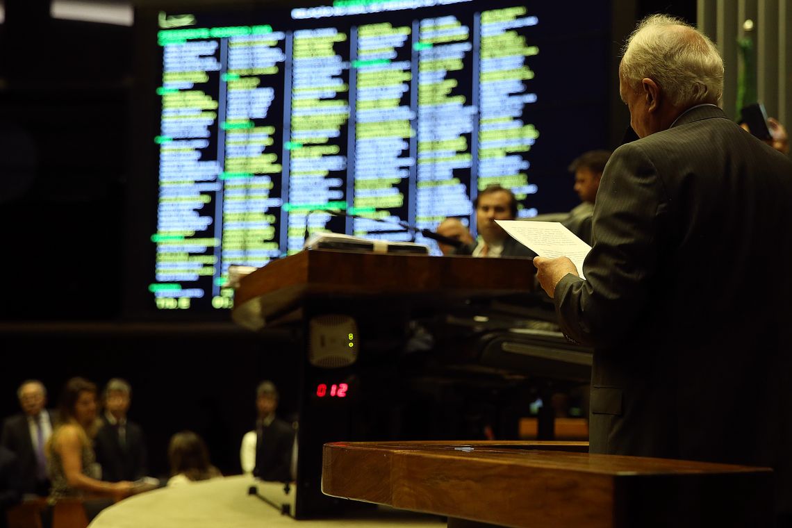 Valter Campanato/Agência Brasil Brasília - Presidente da Câmara dos Deputados, Rodrigo Maia, durante sessão plenária para discussão e votação de diversos projetos (Valter Campanato/Agência Brasil)