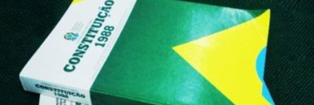 Constituição Federal de 1988 Constituição Federal de 1988