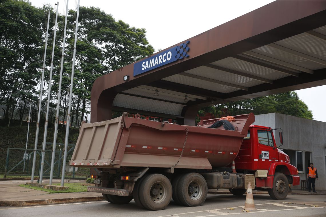 Tânia Rêgo/Agência Brasil Entrada da mineradora Samarco.