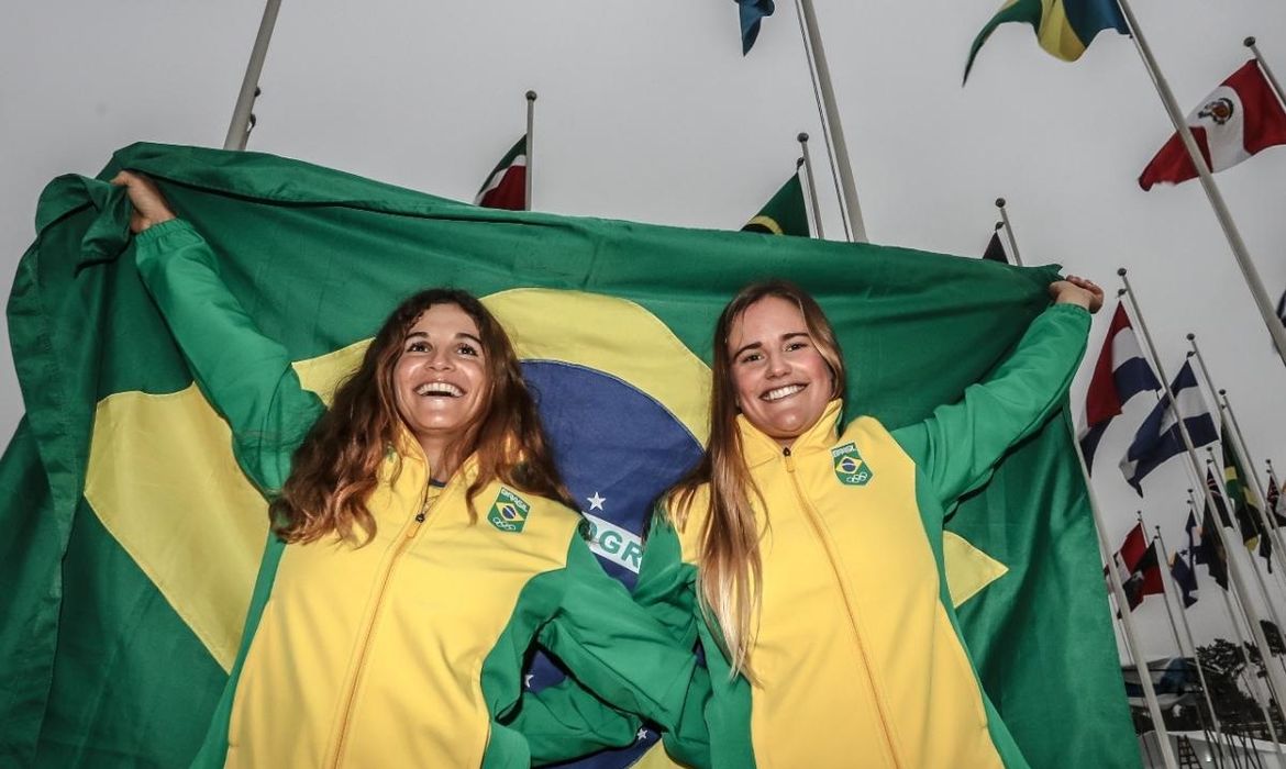Martine Grael e Kahena Kunze serão as porta-bandeiras do Time Brasil na Abertura dos Jogos Pan-americanos Lima 2019