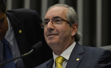 O deputado Eduardo Cunha preside sessão de votação na Câmara dos Deputados (