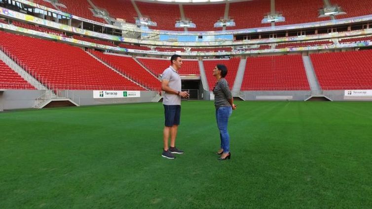 Final com a Alemanha também seria emocionante, desde que a vitória fosse brasileira, diz Lúcio (Divulgação/TV Brasil)/Divulgação/TV Brasil Final com a Alemanha também seria emocionante, desde que a vitória fosse brasileira, diz Lúcio (Divulgação/TV Brasil)