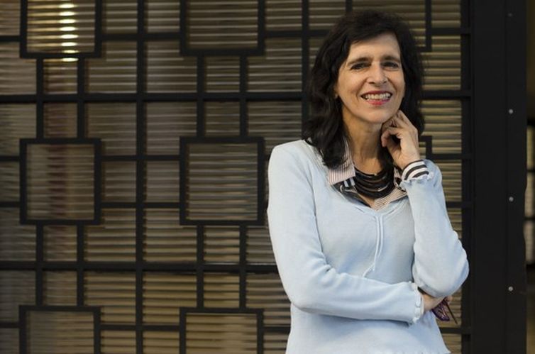 A física brasileira Márcia Barbosa é uma das novas pesquisadoras eleitas para a Academia Mundial de Ciências 