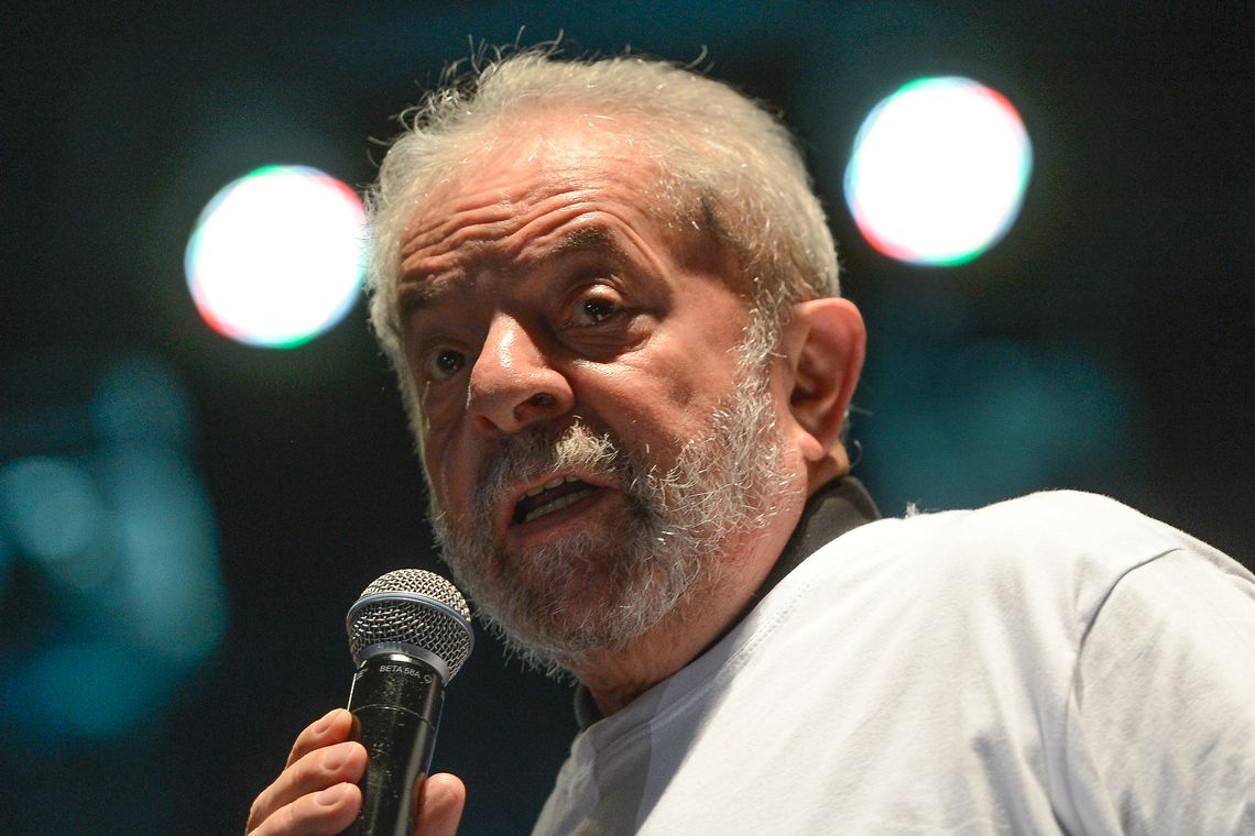 Rio de Janeiro - Ex-presidente Luiz Inácio Lula da Silva participa do lançamento da campanha Se é público é para todos, organizada pelo Comitê Nacional em Defesa das Empresas Públicas (Fernando Frazão/Agência Brasil)