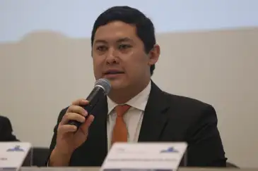 Brasília - O secretário executivo do Ministério do Trabalho, Helton Yomura, durante divulgação do Relatório Anual do Observatório das Migrações Internacionais, referente ao ano de 2016 (José Cruz/Agência Brasil)