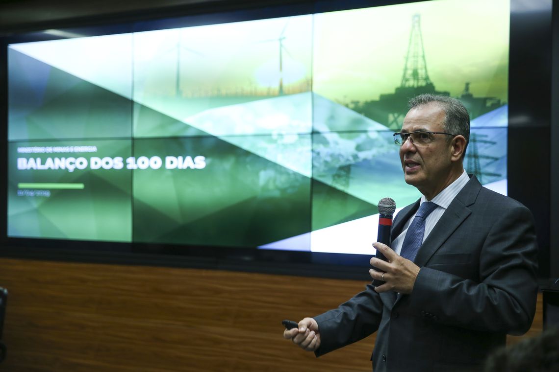 José Cruz/Agência Brasil O ministro de Minas e Energia, Bento Albuquerque, fala sobre as ações desenvolvidas pela pasta nos primeiros 100 dias de governo.