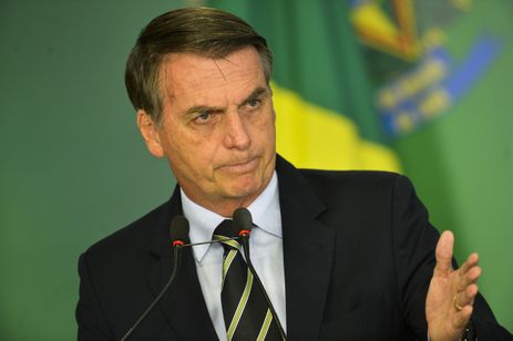  O presidente Jair Bolsonaro durante cerimnia de assinatura do decreto que flexibiliza a posse de armas no pas. 
