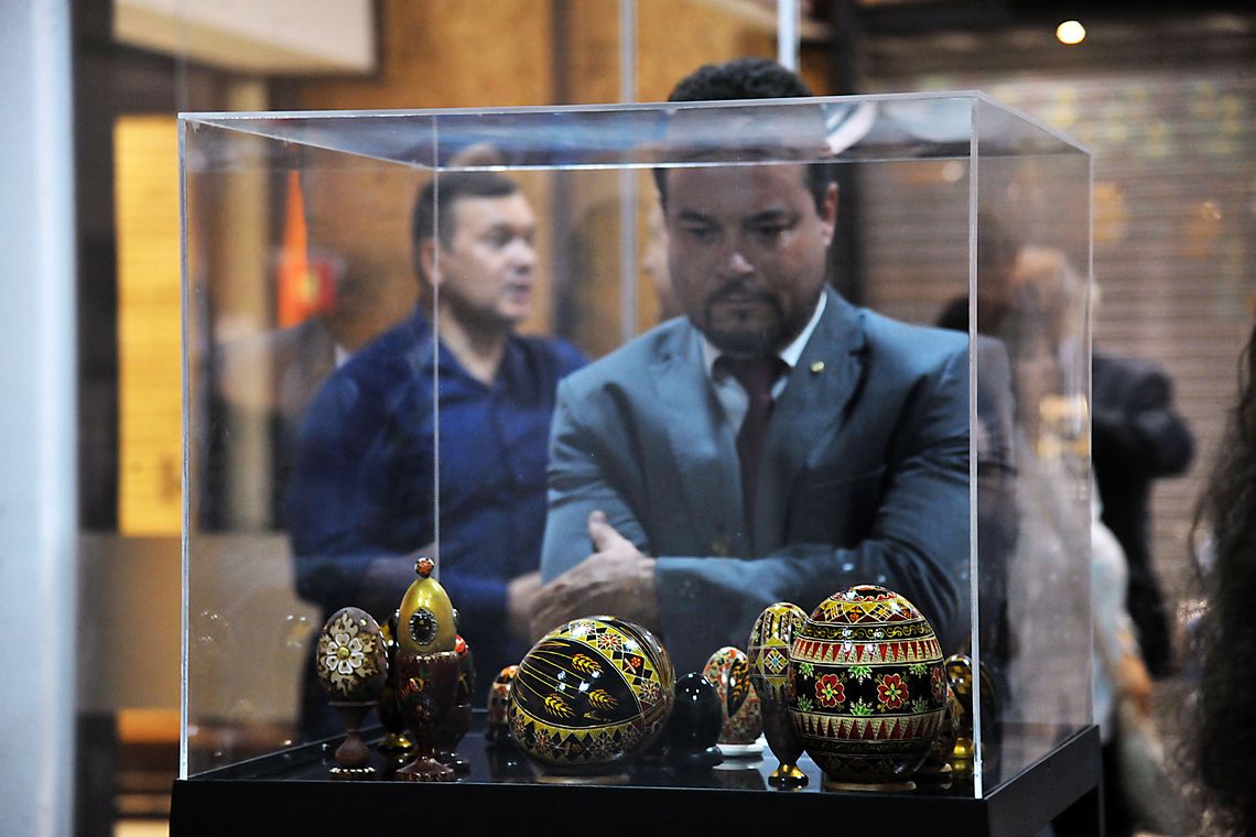 Marcello Casal jr/Agência Brasil Dentro da realização da Copa do Mundo de Futebol, a Embaixada da Rússia promove uma exposição sobre o país, mostrando um pouco da cultura russa para os brasileiros.