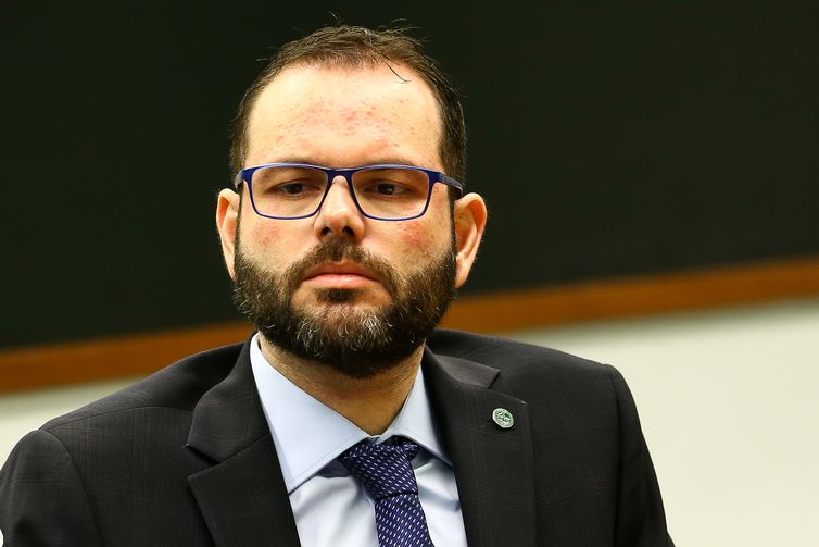  Jorge Seif, Secretário de Aquicultura e Pesca do Ministério da Agricultura, Pecuária e Abastecimento, durante audiência pública, para debater sobre adotadas  pelo Poder Executivo, nas ações de resposta ao desastre do derramamento de óleo no