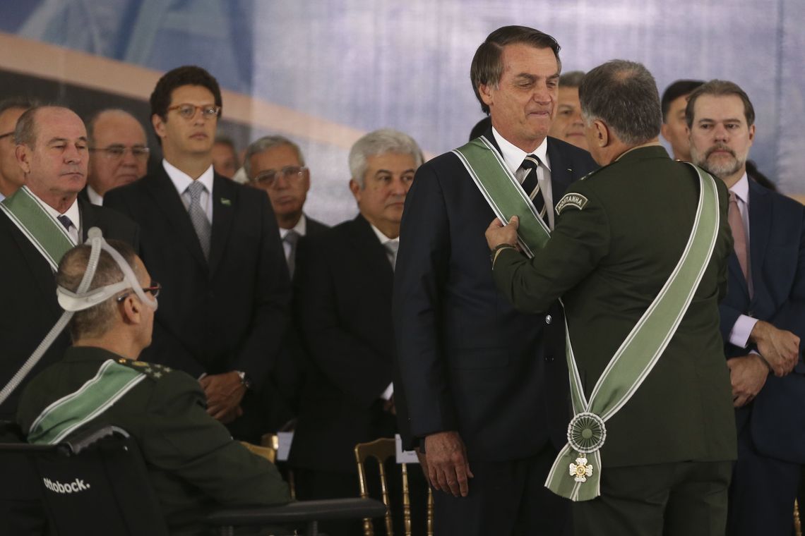 Valter Campanato/Agência Brasil O Presidente Jair Bolsonaro participa da solenidade de passagem de Comando do Exército do general Eduardo Dias da Costa Villas Bôas ao general Edson Leal Pujol.