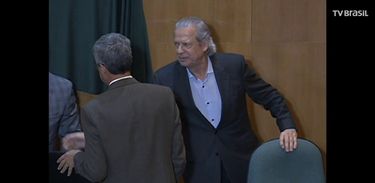 TRF da 4ª região rejeita mais um recurso de José Dirceu