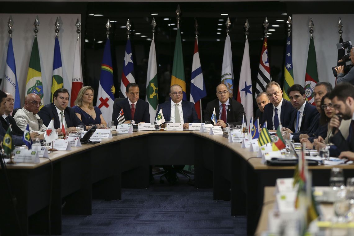 José Cruz/Agência Brasil Os governadores, de São Paulo, João Doria, do Distrito Federal, Ibanez Rocha e do Rio de Janeiro, Wilson Witzel, participam da 5ª Reunião do Fórum de Governadores.