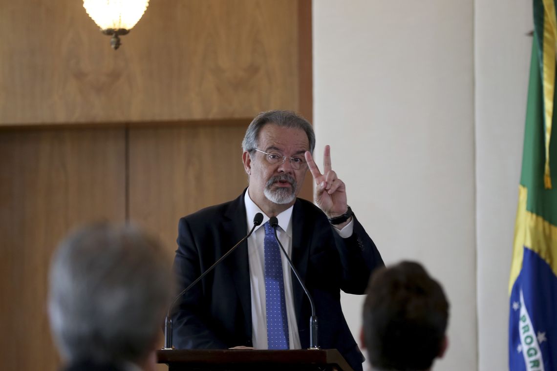 Wilson Dias/Agência Brasil O ministro da Segurança Pública Raul Jungmann participa de cerimônia de assinatura de Termo de Execução Descentralizada entre CNJ e MSP/Depen.