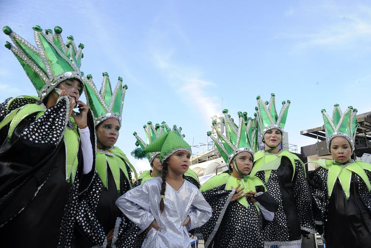 Escolas mirins Rio