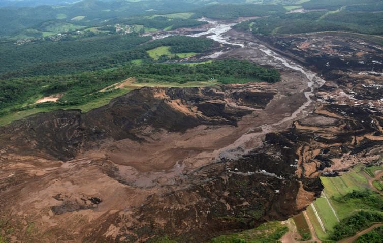 General view from above of a dam owned by Brazilian miner Vale SA that burst, in Brumadinho, Brazil January 25, 2019. REUTERS/Washington Alves