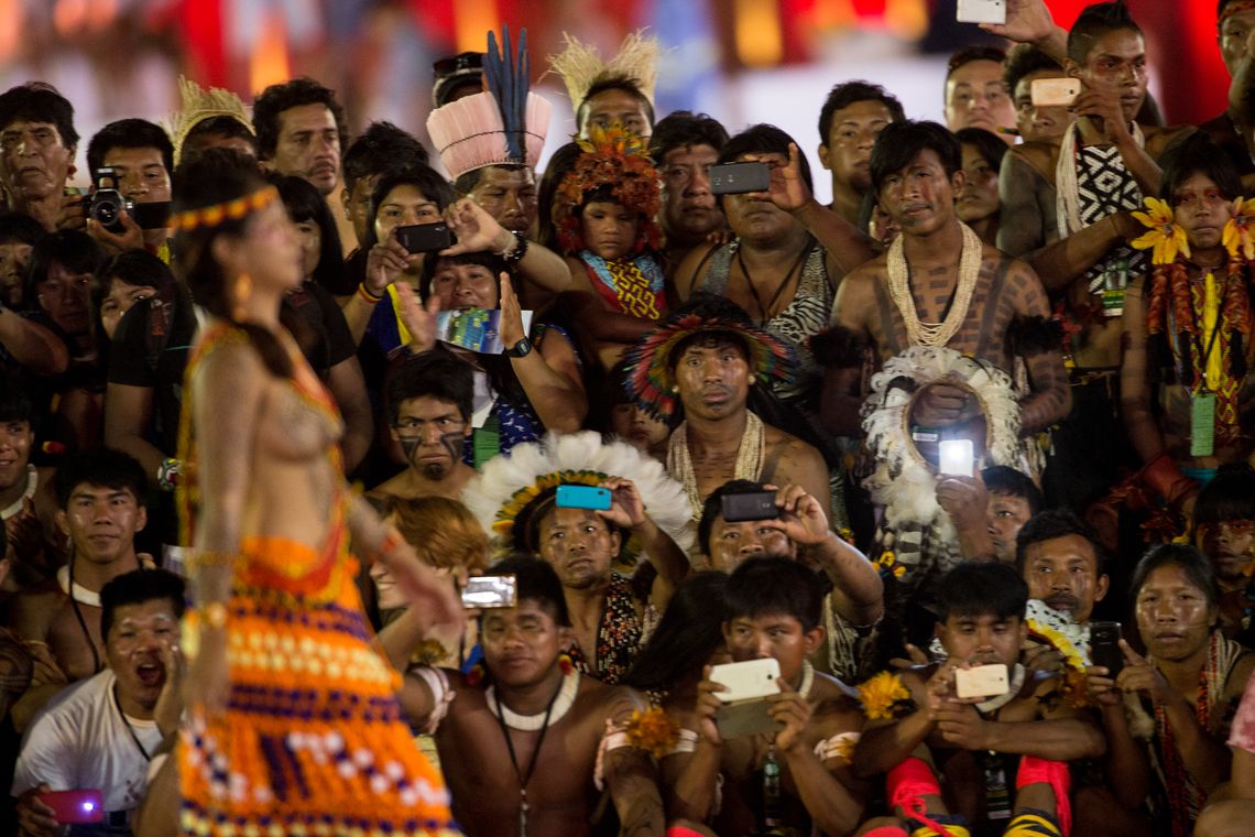 Marcelo Camargo/Agência Brasil Palmas (TO) - Mulheres de diversas etnias participam de desfile de beleza indígena durante os Jogos Mundiais dos Povos Indígenas ( Marcelo Camargo/Agência Brasil)