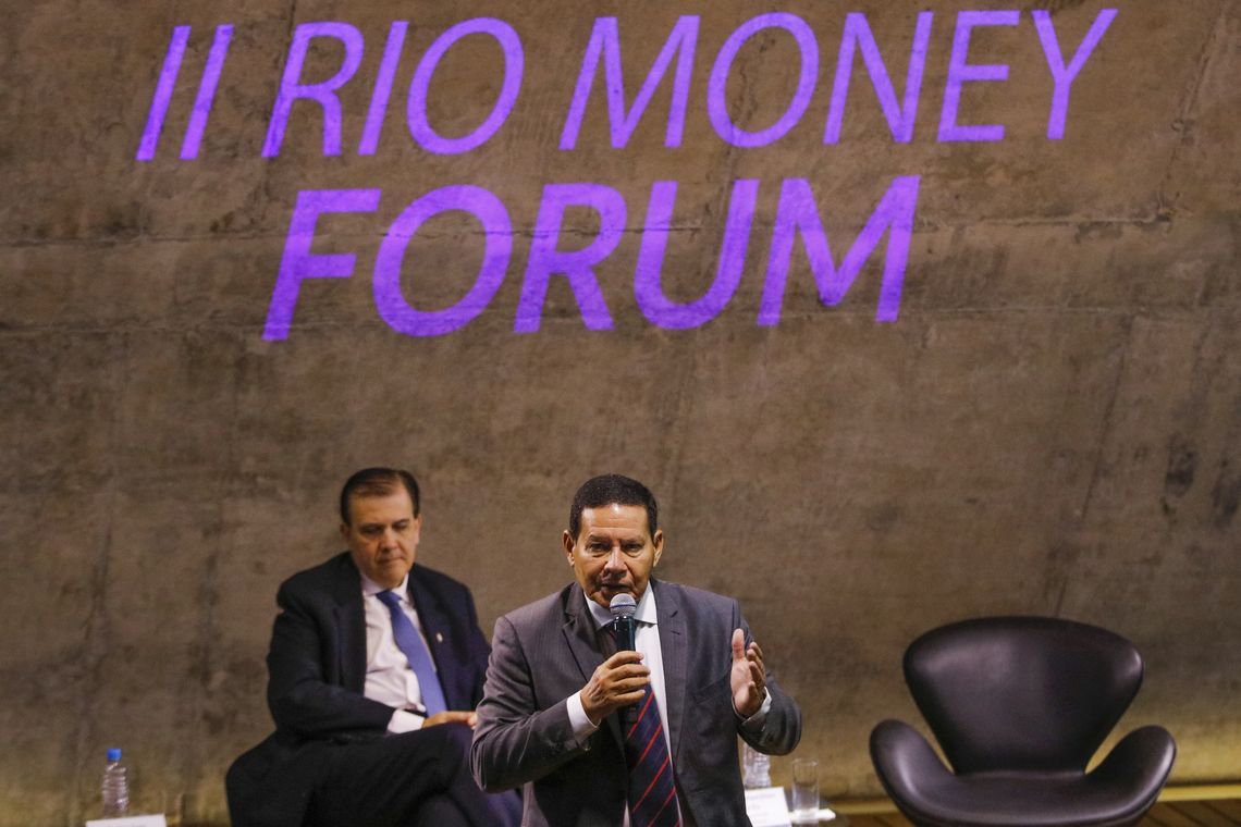 Tomaz Silva/Agência Brasil O vice-presidente da República, general Hamilton Mourão, fala durante o 2º Rio Money Forum, na Fundação Getúlio Vargas, no Rio de Janeiro.