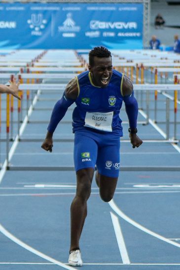 Gabriel Constantino conquistou medalha de ouro nos 110m com barreiras fez um tempo de 13s22 