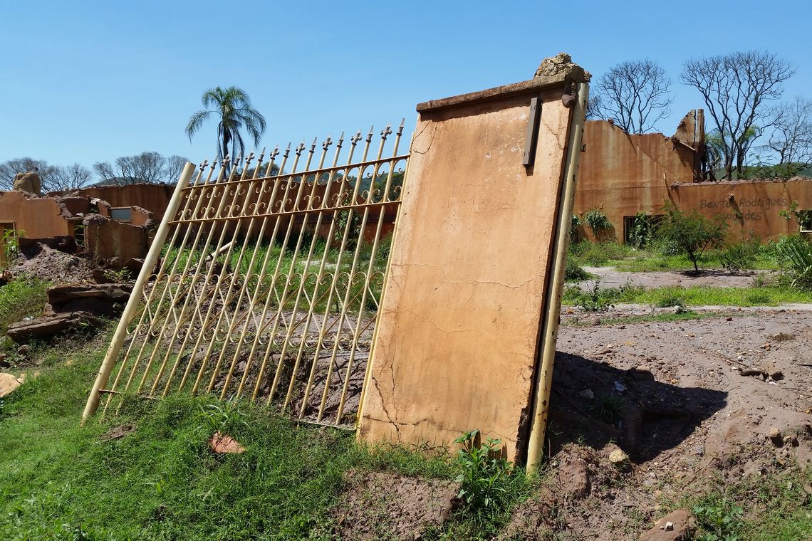 Léo Rodrigues/Agência Brasil Mariana/MG - Ruínas de casas do distrito de Bento Rodrigues, que foi destruído pela lama da Barragem do Fundão (Léo Rodrigues/Agência Brasil)