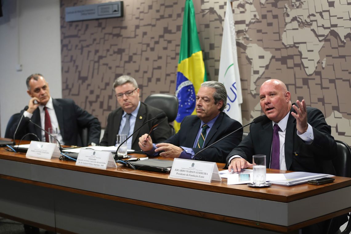 Fabio Rodrigues Pozzebom/Agência Brasil Brasília - CRE do Senado debate O Brasil e a Ordem Internacional: estender pontes ou erguer barreiras? com o tema o aumento da insegurança internacional: desafios e oportunidades (Fabio Rodrigues Pozzebom/Agência Brasil)