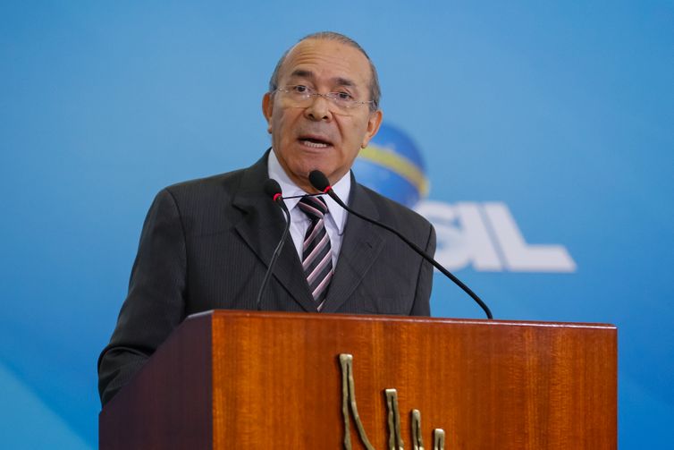 O ministro da Casa Civil da Presidência da República, Eliseu Padilha, durante cerimônia de anúncio de medidas para o fortalecimento da agricultura familiar, no Palácio do Planalto.