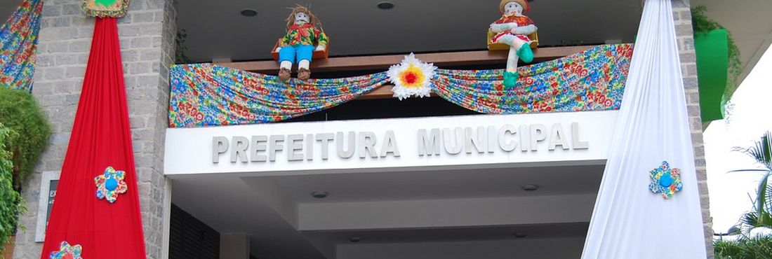 Sede da Prefeitura de Macajuba (BA) Sede da Prefeitura de Macajuba (BA)