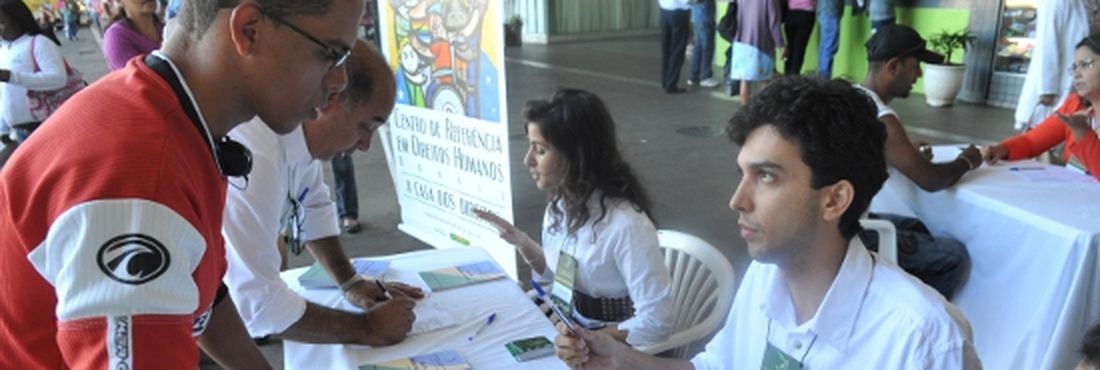 Centro de Referência em Direitos Humanos do Distrito Federal Atendimento é feito por advogado e assistentes sociais
