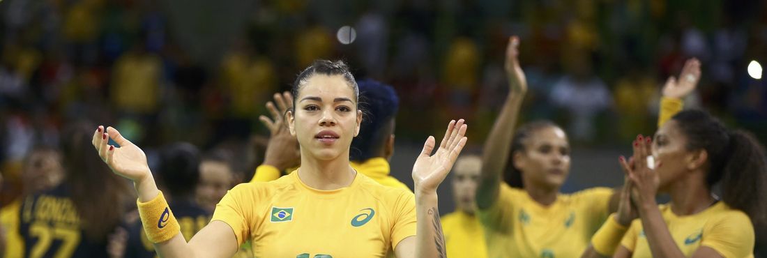 Handebol feminino perde invencibilidade