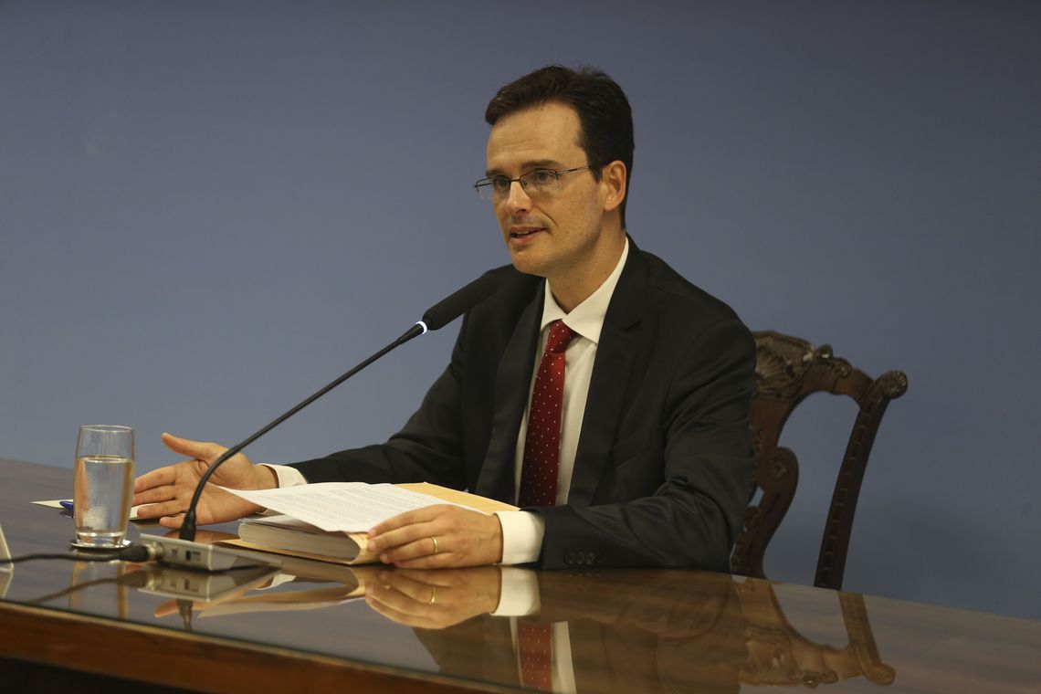 Valter Campanato/Agência Brasil O chefe da Divisão de Contenciosos Comerciais do MRE, Marcos Vinícius da Costa Ramalho, fala sobre a decisão do Órgão de Apelação da OMC nos contenciosos tributários envolvendo Brasil, União Europeia e Japão.