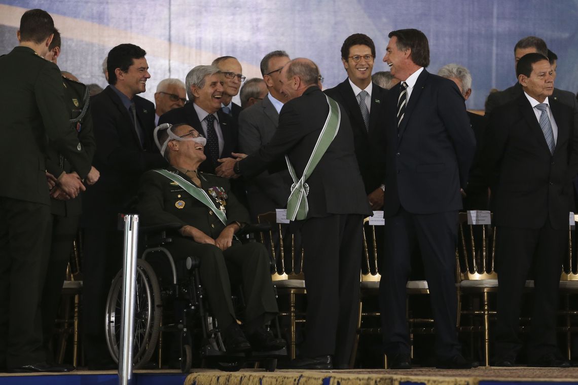 Valter Campanato/Agência Brasil O Presidente Jair Bolsonaro participa da solenidade de passagem de Comando do Exército do general Eduardo Dias da Costa Villas Bôas ao general Edson Leal Pujol.