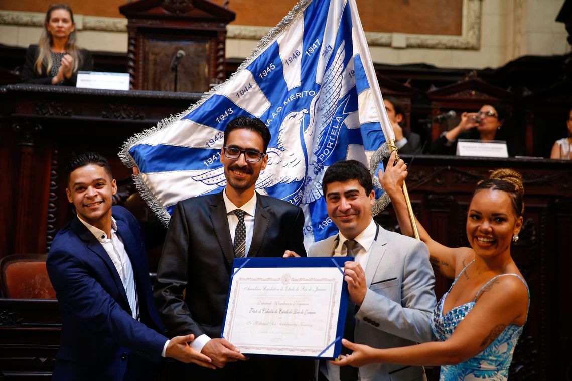 Tânia Rêgo/Agência Brasil Rio de Janeiro - Mohamed Ali Kenawy, imigrante sírio agredido em Copacabana recebe o título de cidadão fluminense, no Palácio Tiradentes, sede da Assembleia Legislativa do Estado do Rio de Janeiro (Tânia Rêgo/Agência Brasil)