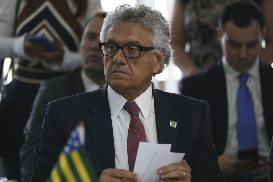 José Cruz/Agência Brasil O governador do estado de Goiás, Ronaldo Caiado, participa da reunião extraordinária no Fórum de Governadores em Brasília.