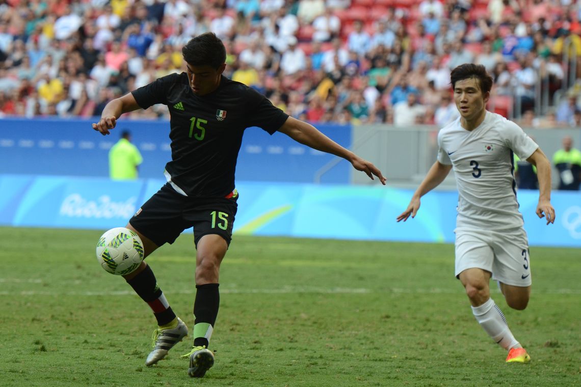 Gustavo Gomes/Agência Brasil Brasília - Equipes masculinas de futebol olímpico da Coreia do Sul e México jogam no Estádio Mané Garrincha (Gustavo Gomes/Agência Brasil)