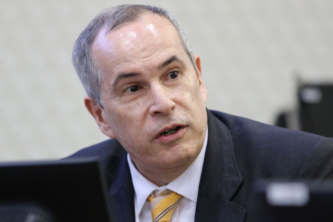 Fabio Rodrigues Pozzebom/Agência Brasil O diretor-geral da ANP, Décio Oddone, durante assinatura no Cade de Termo de Cessação de Conduta (TCC) relacionado às atividades de refino da Petrobras.