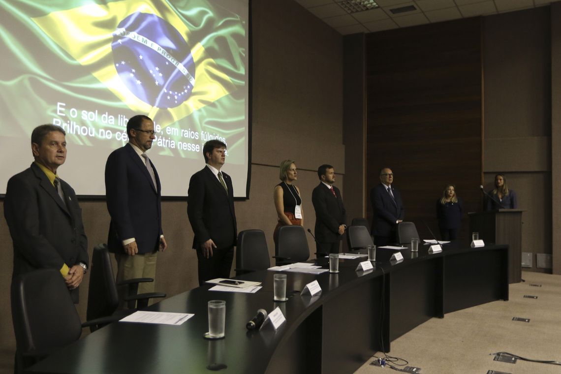 Valter Campanato/Agência Brasil O ministro do Desenvolvimento Regional, Gustavo Canuto, durante abertura do Encontro Nacional de Gestão de Recursos Hídricos e Revitalização de Bacias Hidrográficas, em Brasília.