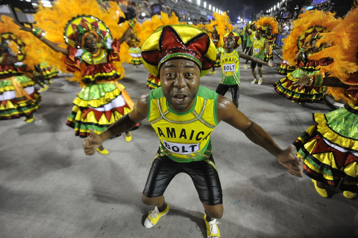 Tania Rego Rio de Janeiro - Escolas de samba do Grupo Especial se apresentam no Sambódromo da Marquês de Sapucaí, no segundo dia de desfiles (Fernando Frazão/Agência Brasil)