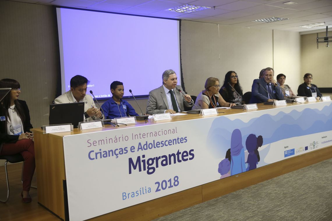 Antonio Cruz/ Agência Brasil Secretário Nacional dos Direitos da Criança e do Adolescente do Ministério dos Direitos Humanos, Luiz Carlos Martins Alves, fala durante a abertura do Seminário Crianças e Adolescentes Migrantes.