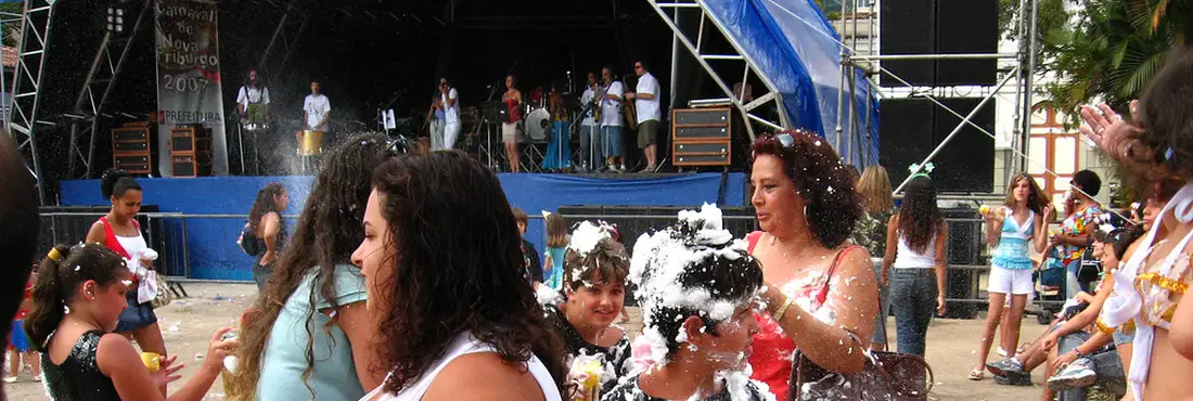 spray espuma carnaval alergia cuidados pele criança spray espuma carnaval alergia cuidados pele criança