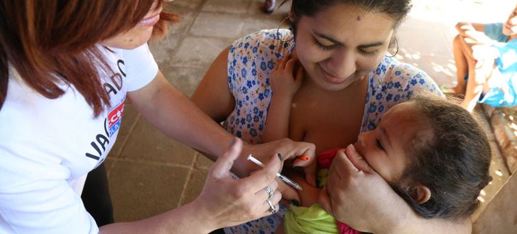 A vacinaÃ§Ã£o contra o sarampo Ã© essencial para evitar novos casos : 
