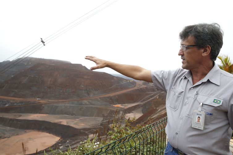Cava de Alegria do Sul. Na foto, Edmilson Campos, gerente de operação de mina da Samarco.