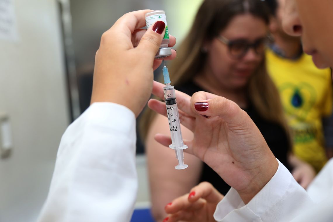 LanÃ§amento da Campanha Nacional de VacinaÃ§Ã£o contra a Gripe, durante cerimÃ´nia em Porto Alegre.