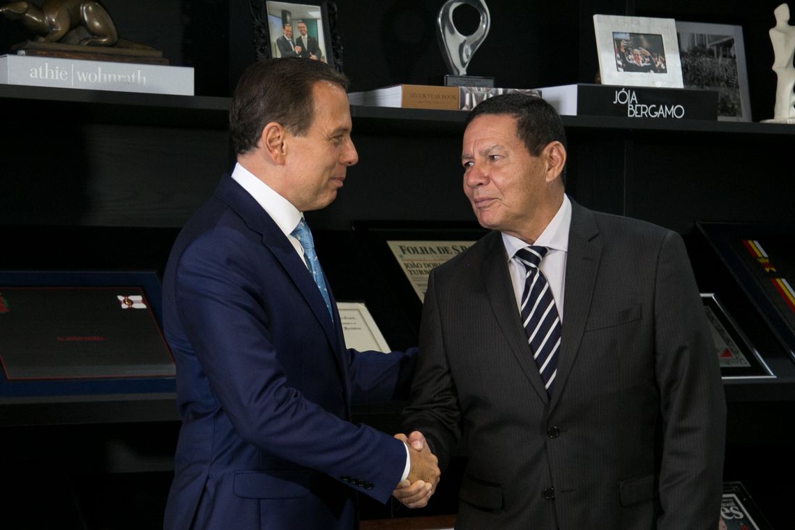 Presidente da RepÃºblica em ExercÃ­cio, Hamilton MourÃ£o, durante encontro com o governador do Estado de SÃ£o Paulo, JoÃ£o DÃ³ria, no PalÃ¡cio dos Bandeirantes.