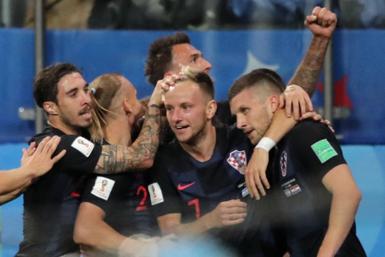 Copa 2018: Argentina e CroÃ¡cia. ComemoraÃ§Ã£o do primeiro gol da CroÃ¡cia.