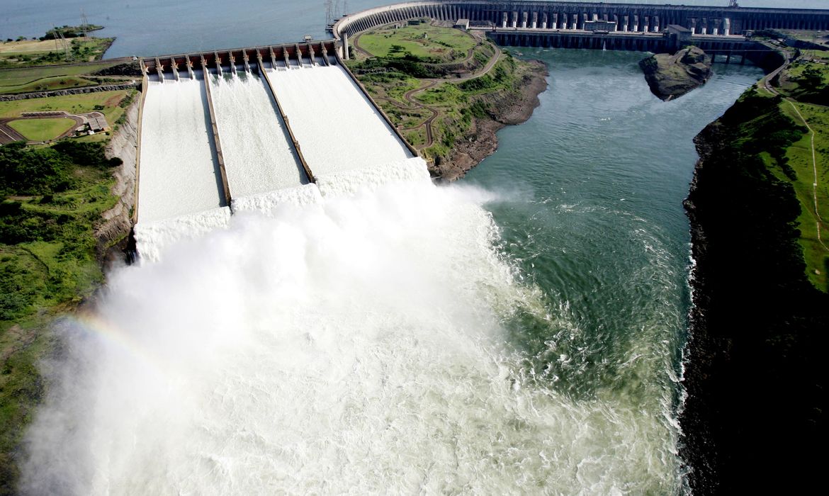 Usina de Itaipu Binacional 