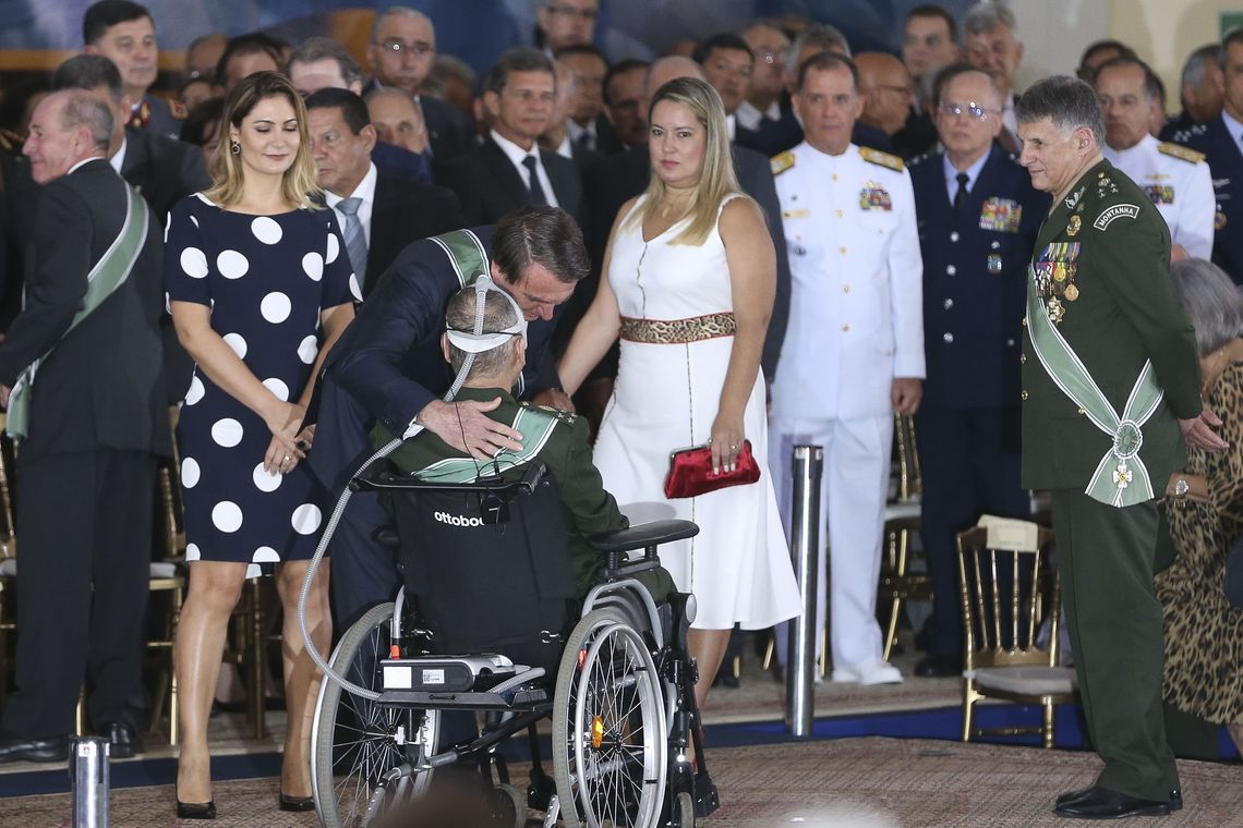 Valter Campanato/Agência Brasil O Presidente Jair Bolsonaro participa da solenidade de passagem de Comando do Exército do general Eduardo Dias da Costa Villas Bôas ao general Edson Leal Pujol.